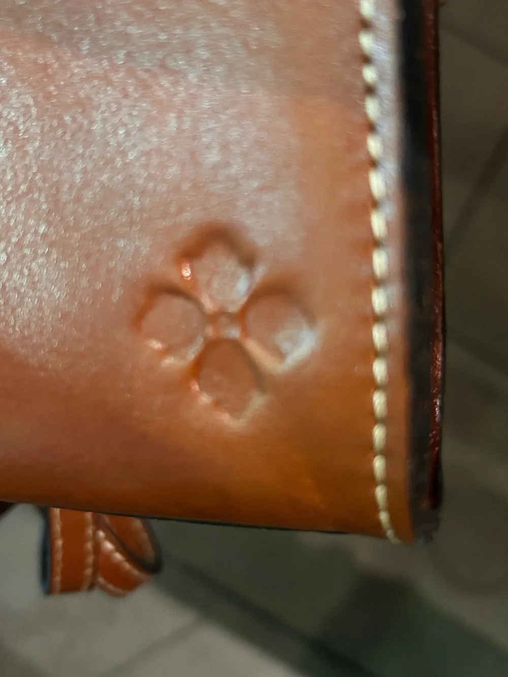 Patricia Nash cognac/tan all Leather Crossbody Bag NWT - Picture 5 of 7